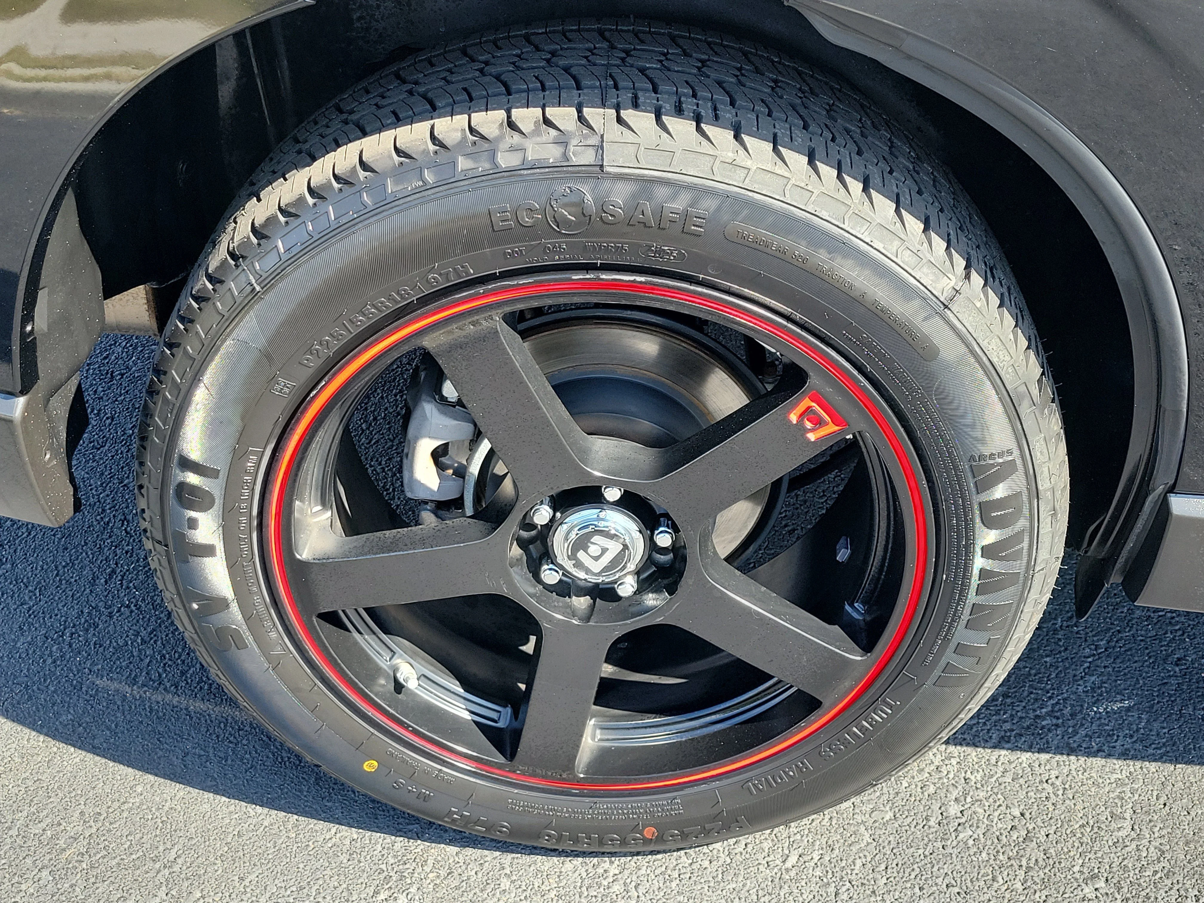 Used 2018 Crystal Black Silica Subaru Touring image 10
