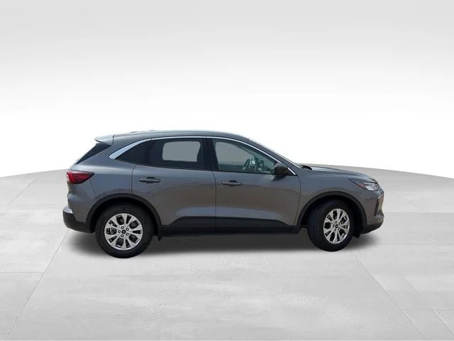 Used 2024 Gray Ford Active image 7
