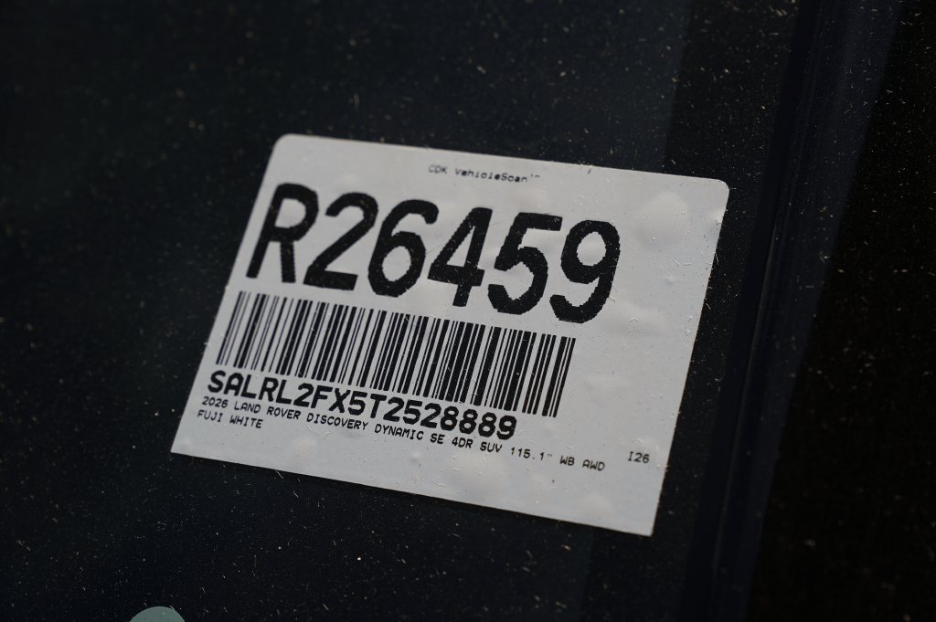 New 2026 Fuji White Land Rover Dynamic SE image 31