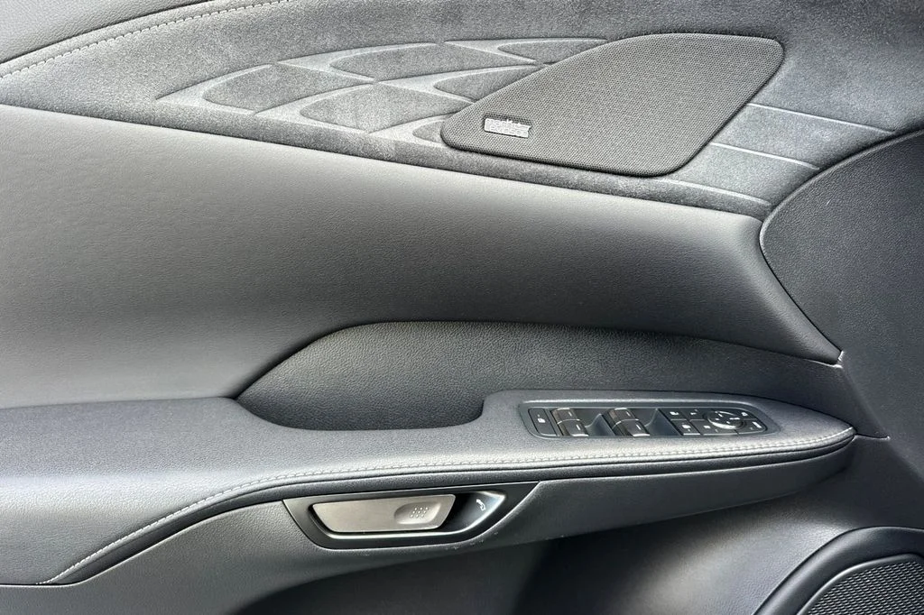 Used 2024 Black Lexus 500h F SPORT Performance image 11