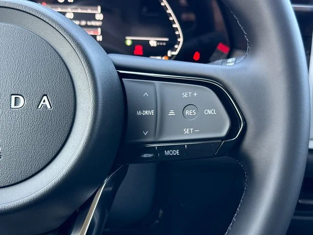 New 2026 Jet Black Mica Mazda 2.5 S Select AWD image 32