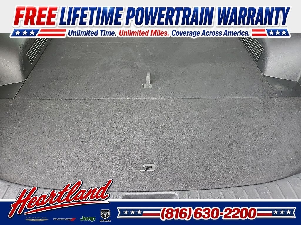 Used 2022 Black Hyundai Limited image 95
