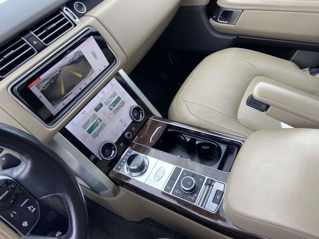 Used 2019 Fuji White Land Rover 5.0L V8 Supercharged image 24