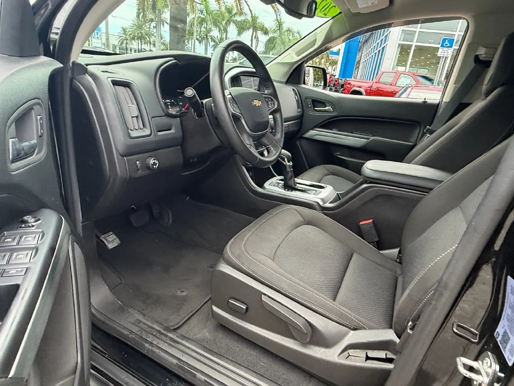 Used 2022 Black Chevrolet LT image 11
