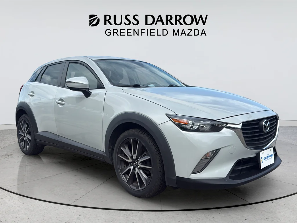 Used 2018 White Mazda Touring image 7