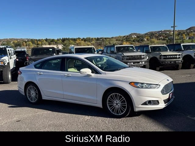 Used 2016 White Ford SE image 9