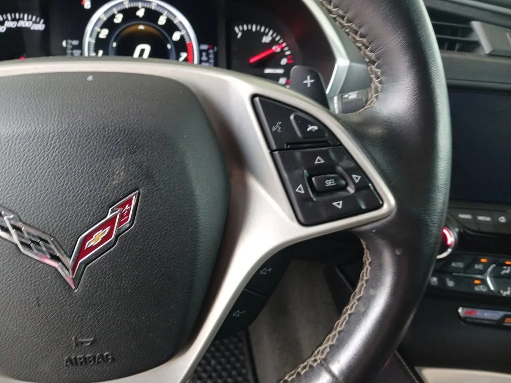 Used 2015 TORCH RED Chevrolet Z06 2LZ image 32