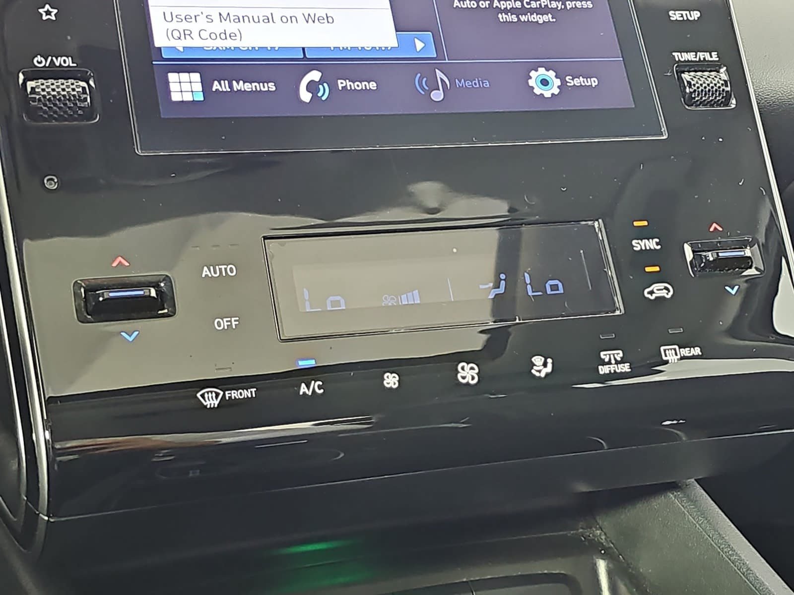 Used 2023 Silver Hyundai SEL image 22