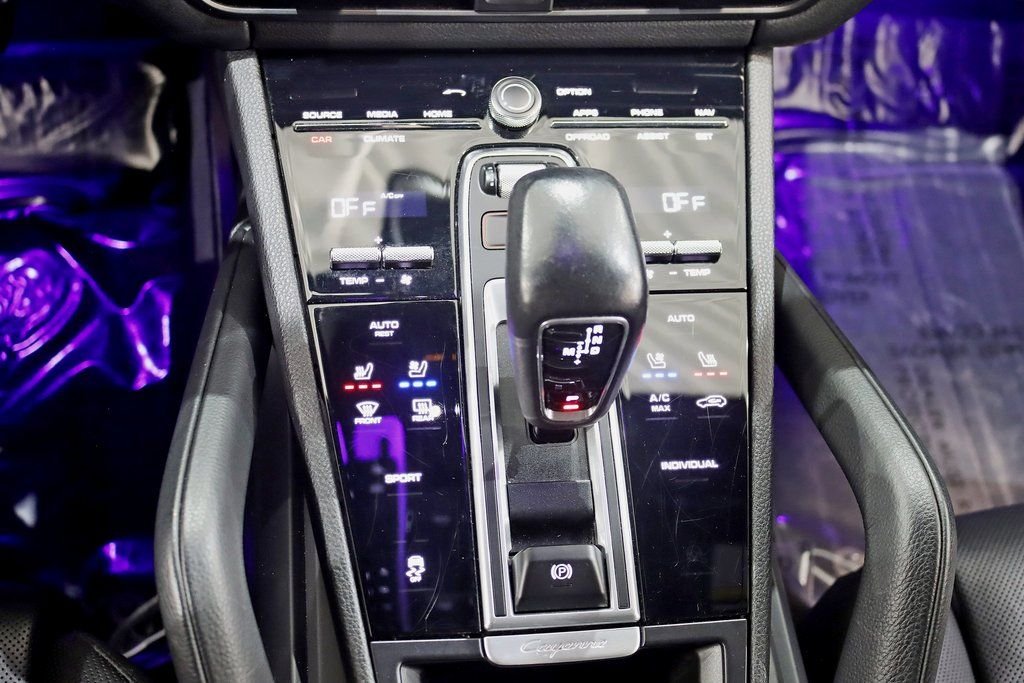 2022 Porsche Cayenne Platinum Edition - Photo 26