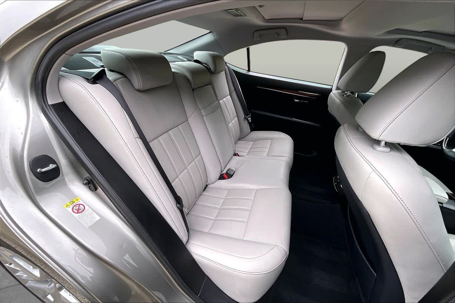 Used 2017 Atomic Silver Lexus  image 19