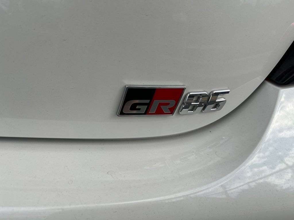Used 2022 Halo Toyota Premium image 9
