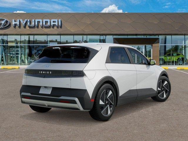New 2026 White Hyundai SEL image 4