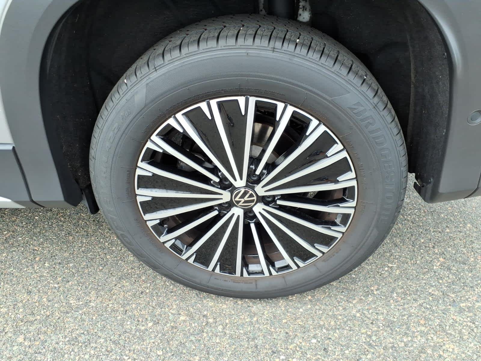 Certified Used 2025 Pyrite Silver Metallic Volkswagen S image 9