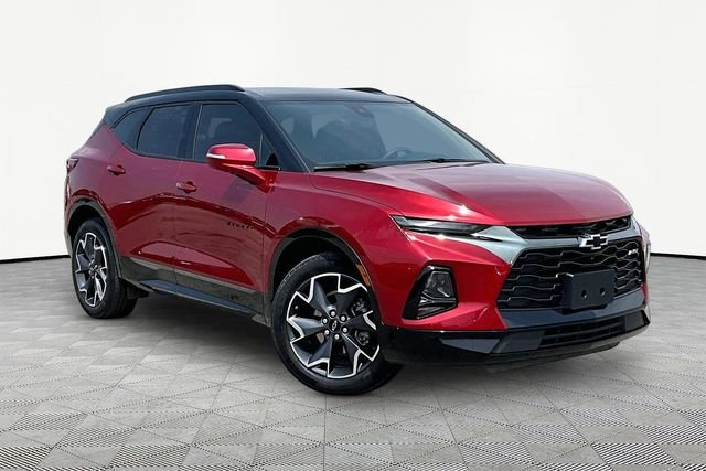 Used 2022 Red Chevrolet RS image 11
