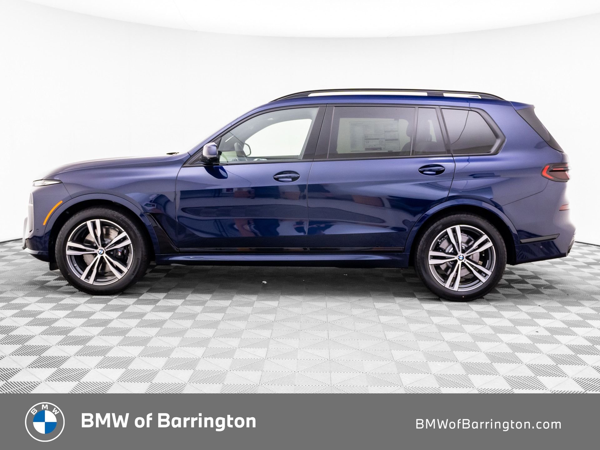 New 2027 Tanzanite Blue II Metallic BMW xDrive40i image 2