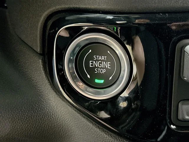 New 2026 Onyx Black GMC Elevation image 17