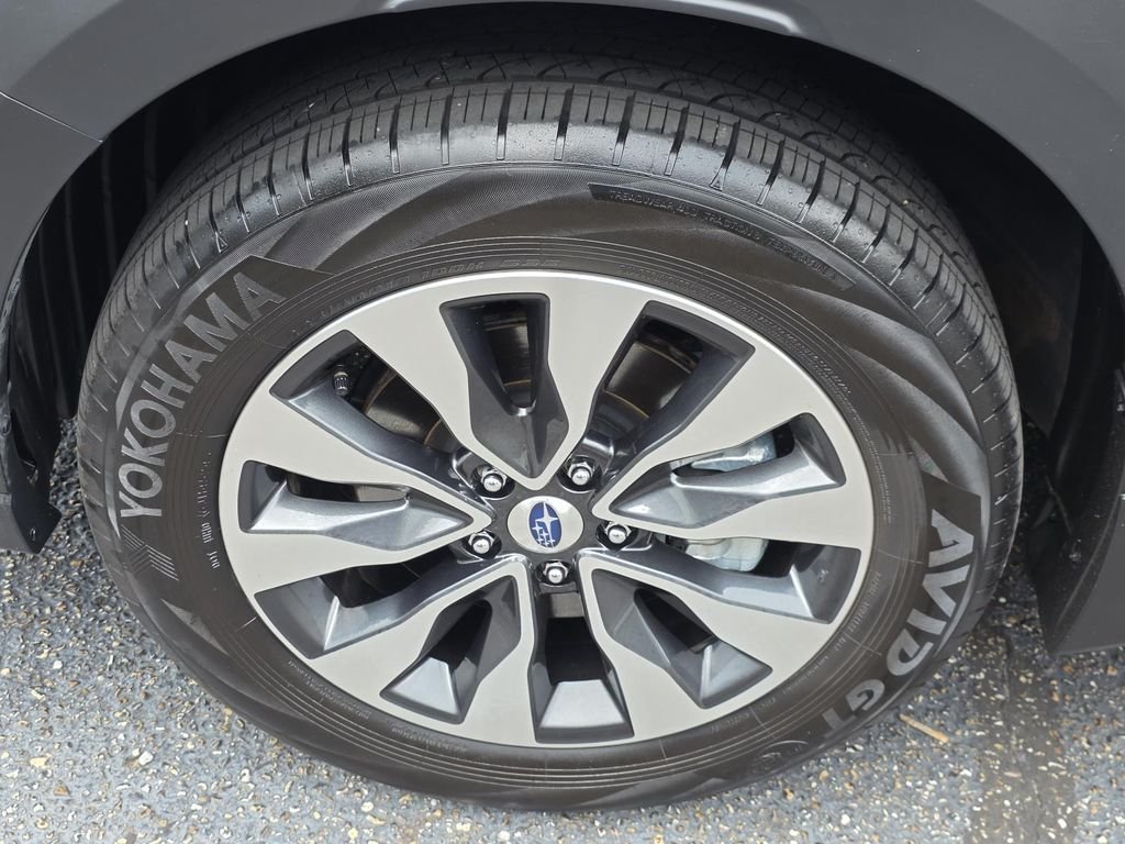 Used 2025 Gray Subaru Limited image 37