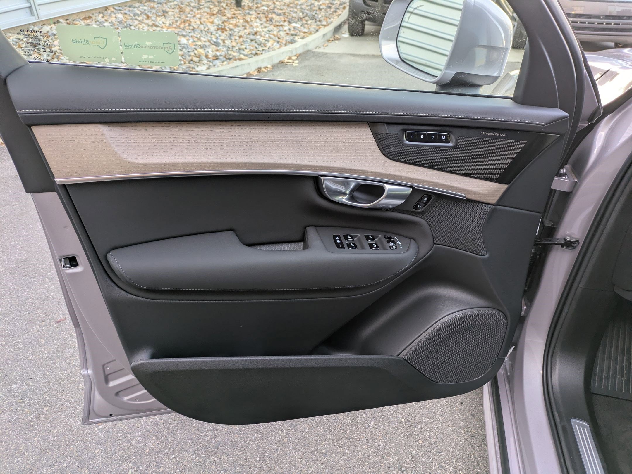 2026 Volvo XC90 Plus - Photo 11