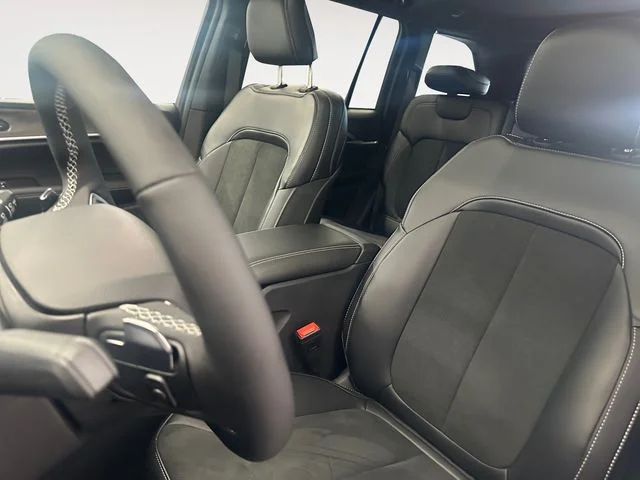 New 2026 Red Jeep Altitude image 9