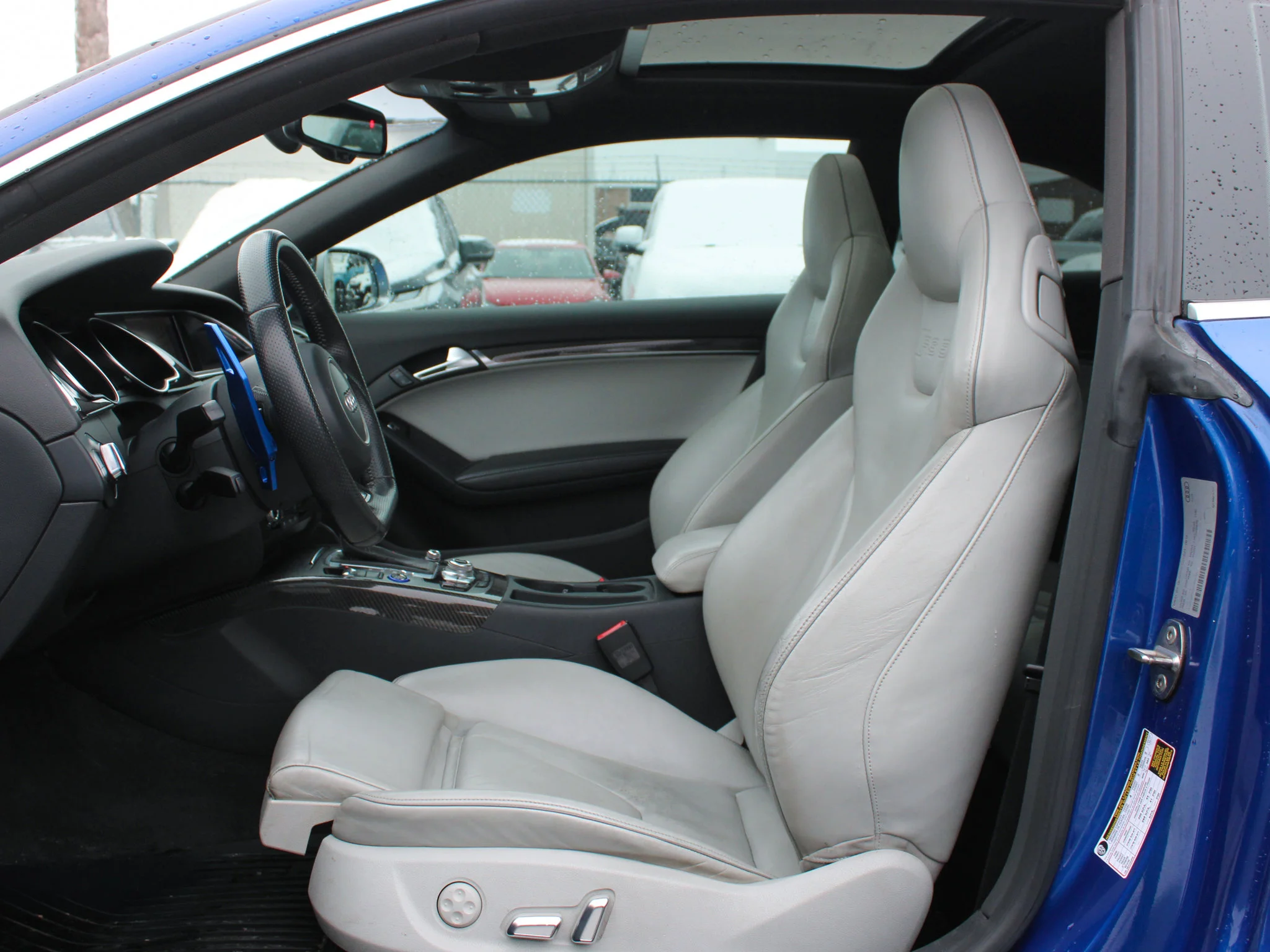 Used 2014 Blue Audi 4.2 * V8 | Quattro | 450 HP | 3M PPF | Winter Tires | Navigation | Backup Camera | Heated Seats | image 3