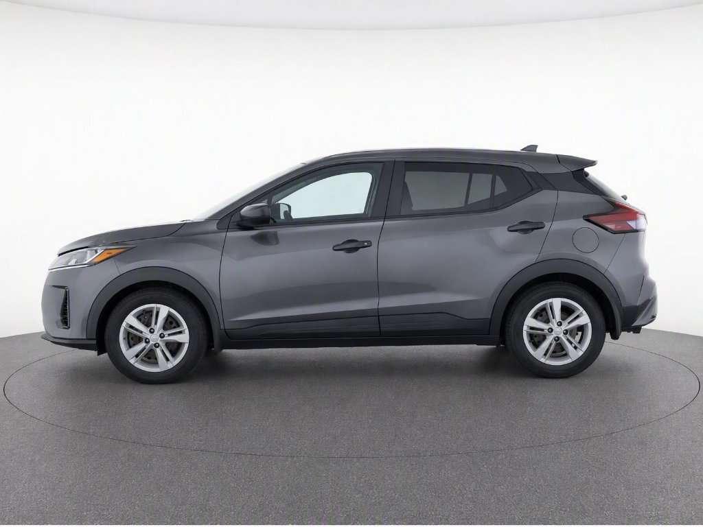 Used 2021 Gun Metallic Nissan S image 6
