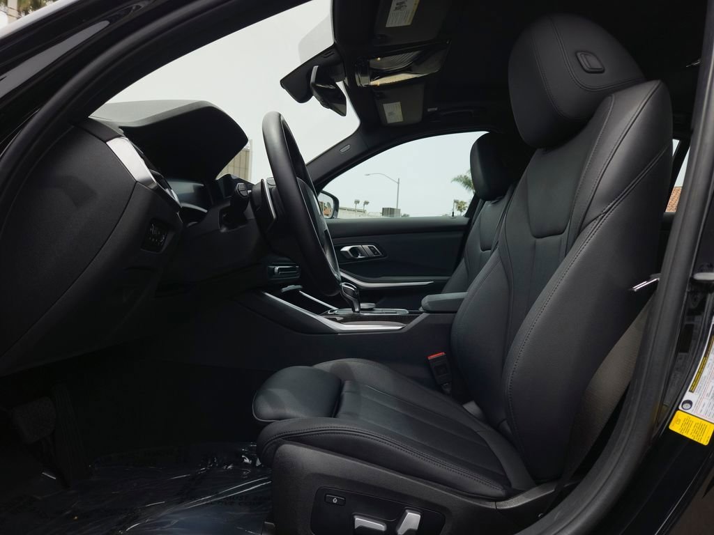 Used 2021 Jet Black BMW 330i image 8