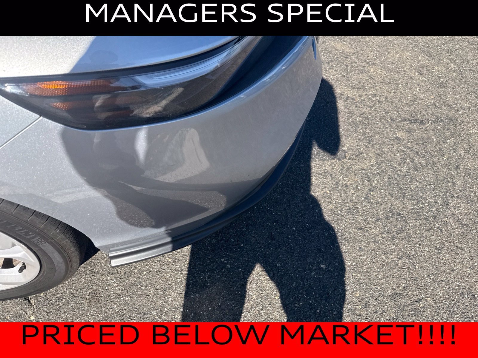 Certified Used 2025 Solar Silver Metallic Honda LX image 45