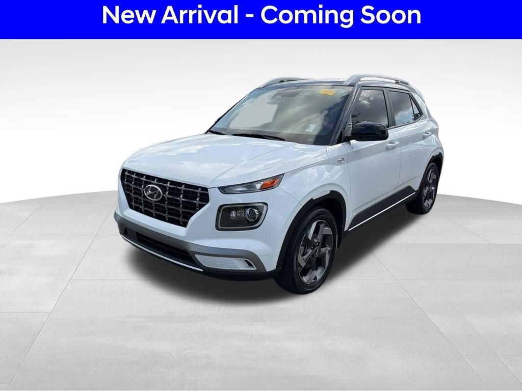 2024 Hyundai Venue Limited IVT's photo