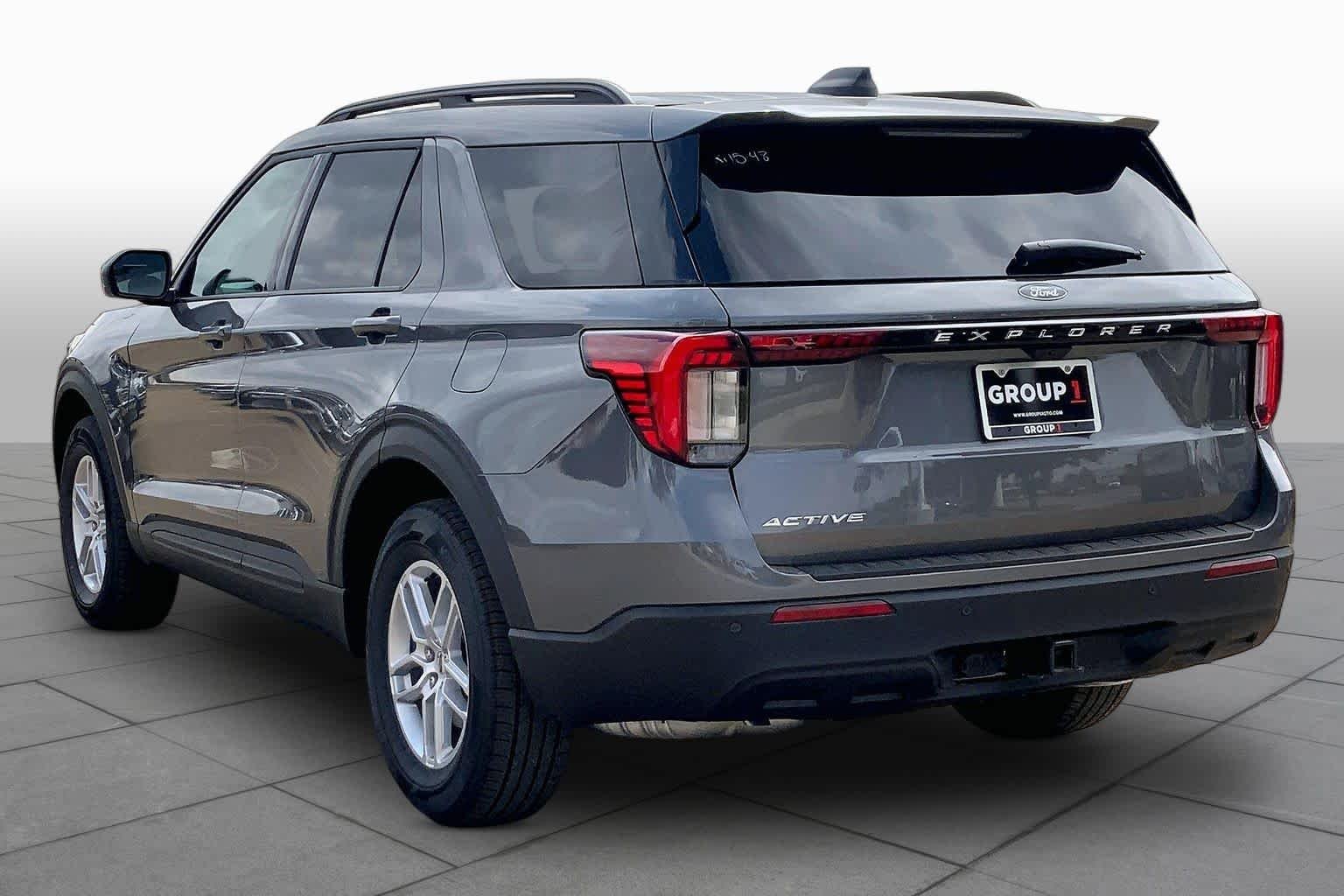 New 2027 Carbonized Gray Metallic Ford Active image 12