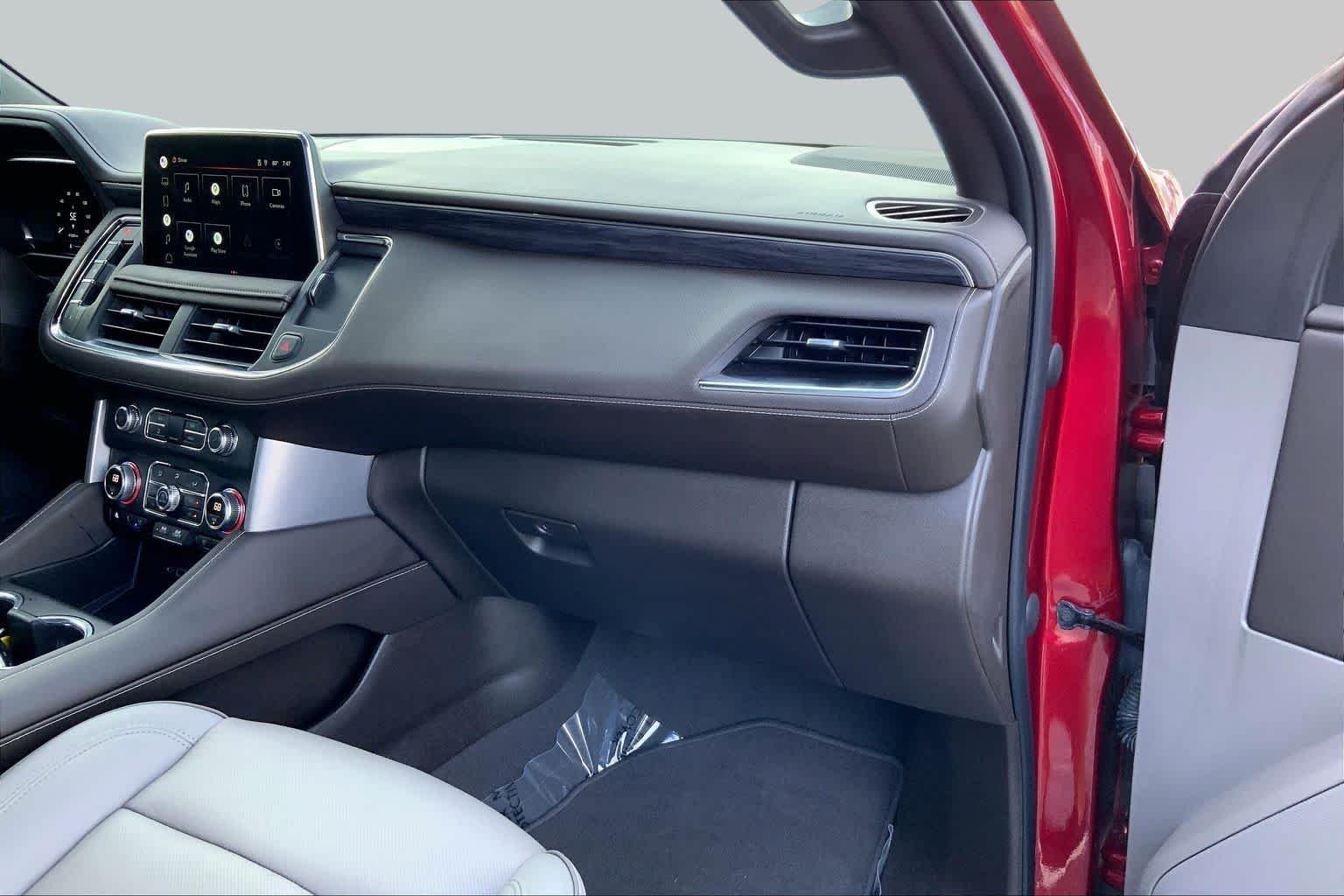 Used 2022 Cayenne Red Tintcoat GMC SLT image 16