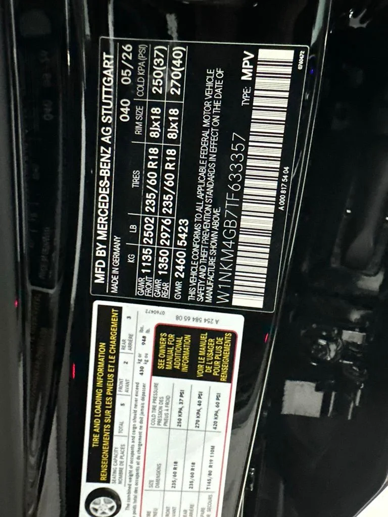 New 2026 Black Mercedes-Benz GLC 300 image 29
