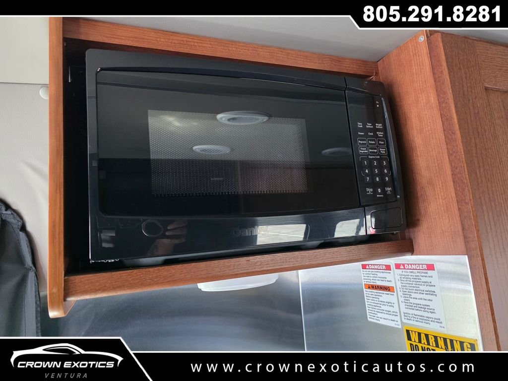Used 2021 Gray Ram High Roof image 21