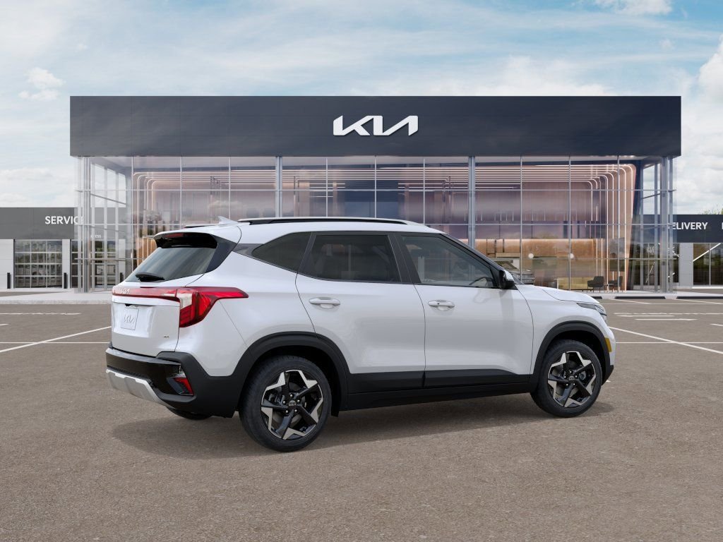 2026 Kia Seltos S - Photo 6