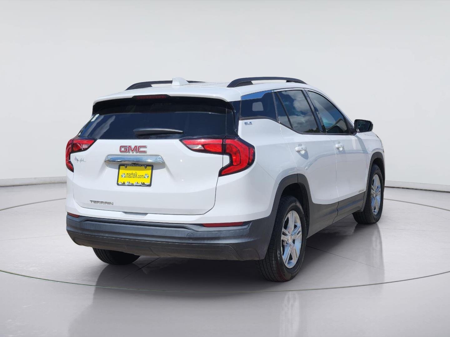 2020 GMC Terrain SLE White at Mossy Motors