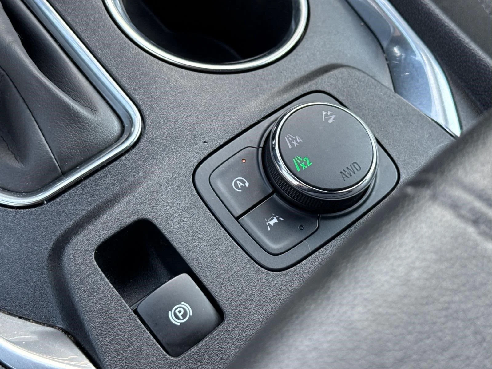 Used 2023  CHEVROLET LT image 28