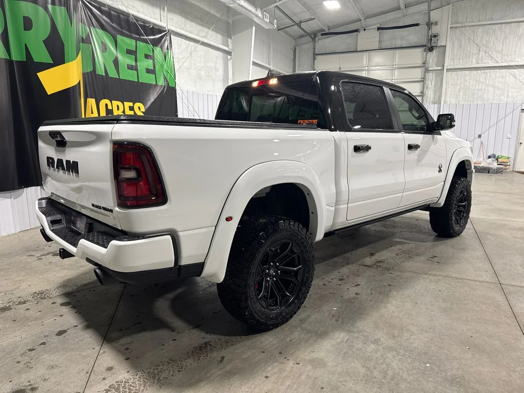 New 2026 Bright White Clear-Coat Exterior Paint RAM Big Horn image 6