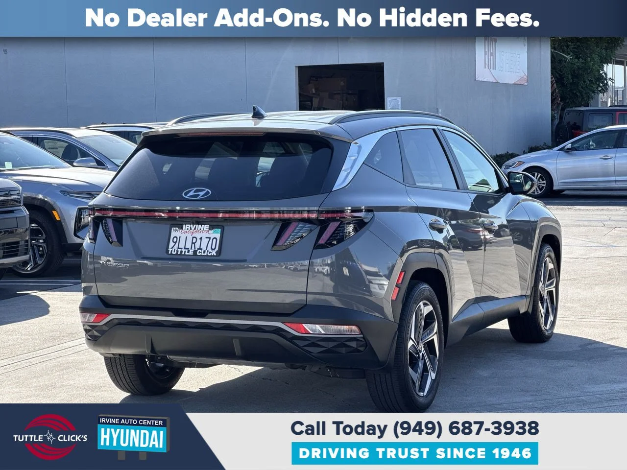 Used 2024 HAMPTON GRAY HYUNDAI SEL image 13