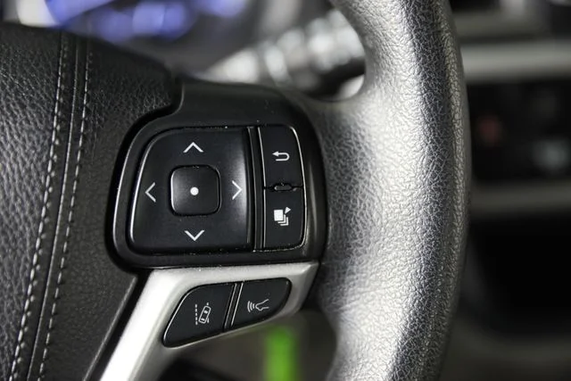 Used 2019 Gray Toyota LE image 6