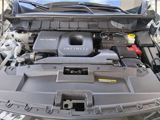 New 2027 RADIANT WHITE INFINITI Luxe AWD image 23
