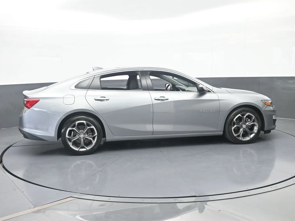 Used 2024 Sterling Gray Metallic Chevrolet LT image 6