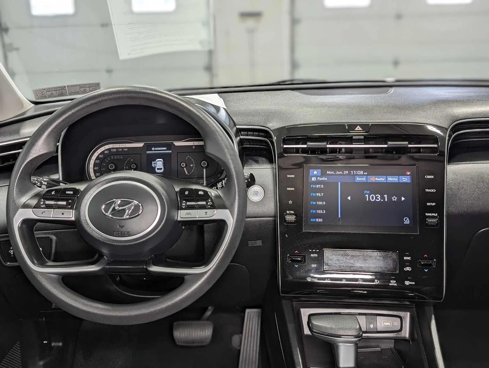 Used 2024 Dark Gray Metallic Hyundai SEL image 5