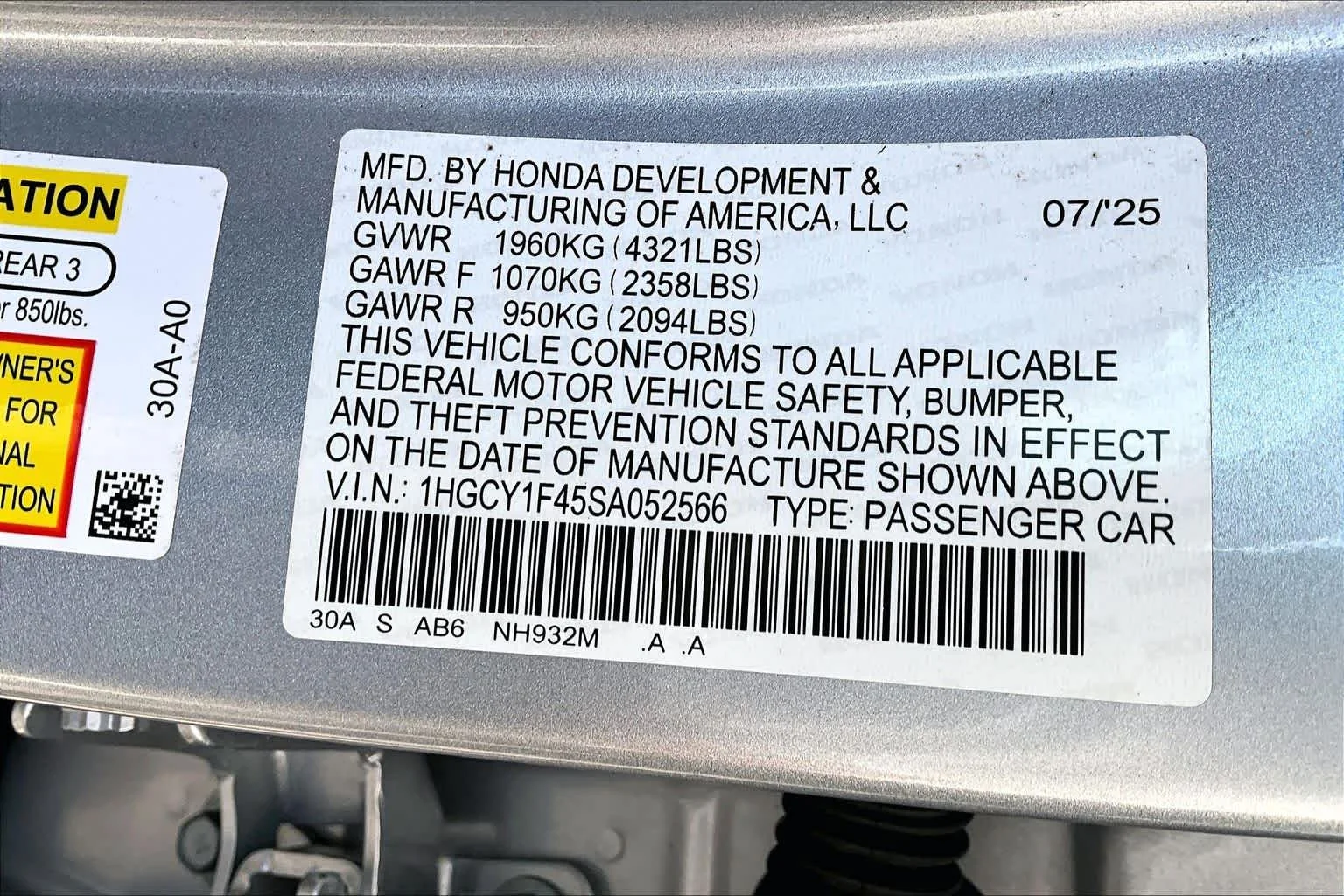 Certified Used 2025 Solar Silver Metallic Honda SE image 33