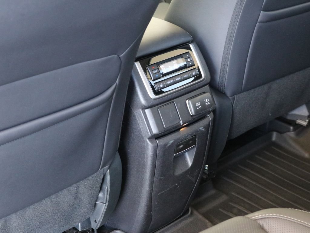 Used 2020 White Subaru Limited image 29