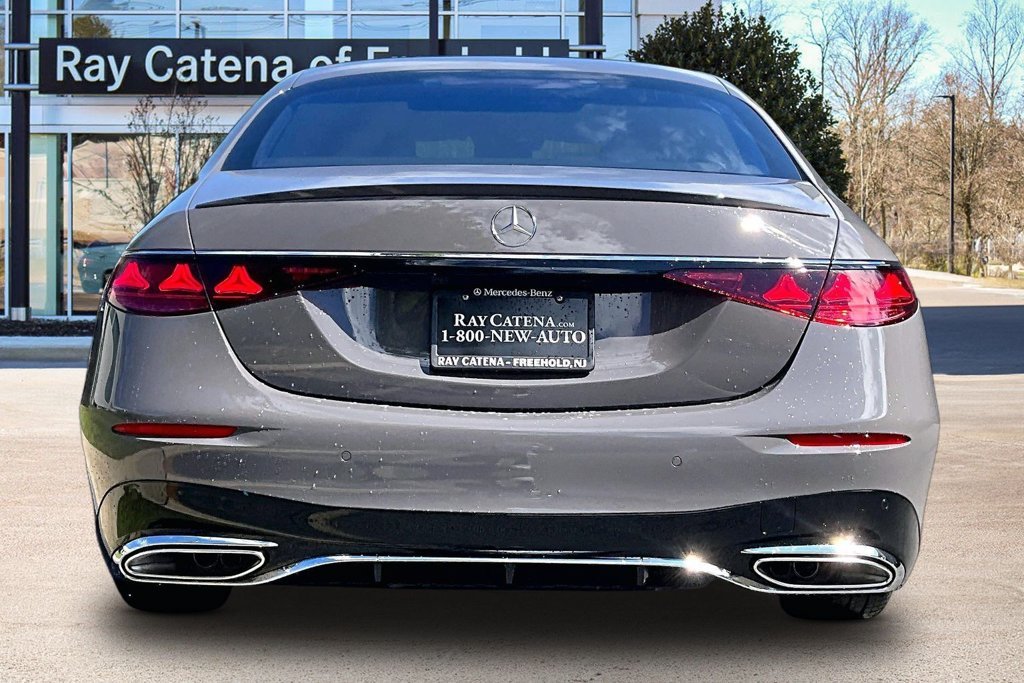 New 2027 Gray Mercedes-Benz S 500 image 4