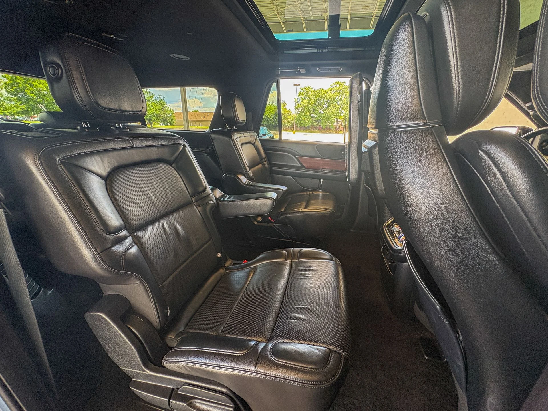2018 Lincoln Navigator Select - Photo 29