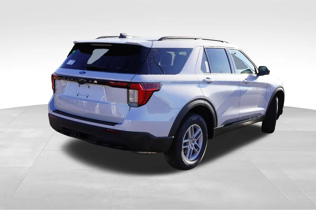New 2026 White Ford Active image 3