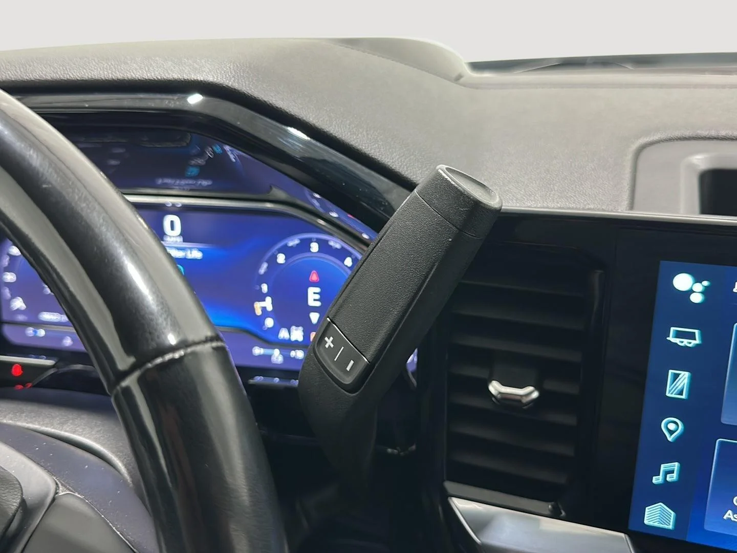 Used 2024 Summit White Chevrolet LTZ image 15