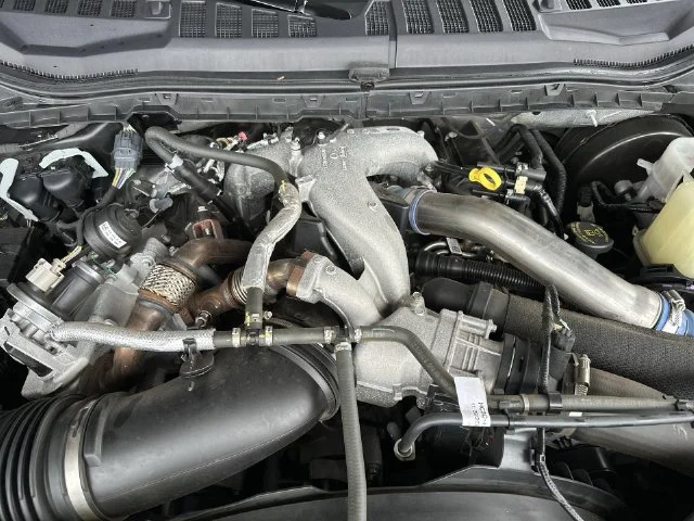 Used 2022 Blue Ford Lariat image 28