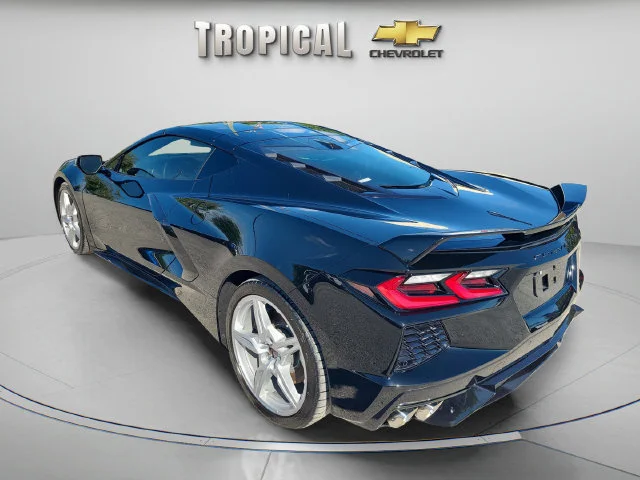 Used 2024 Black Chevrolet 2LT image 3