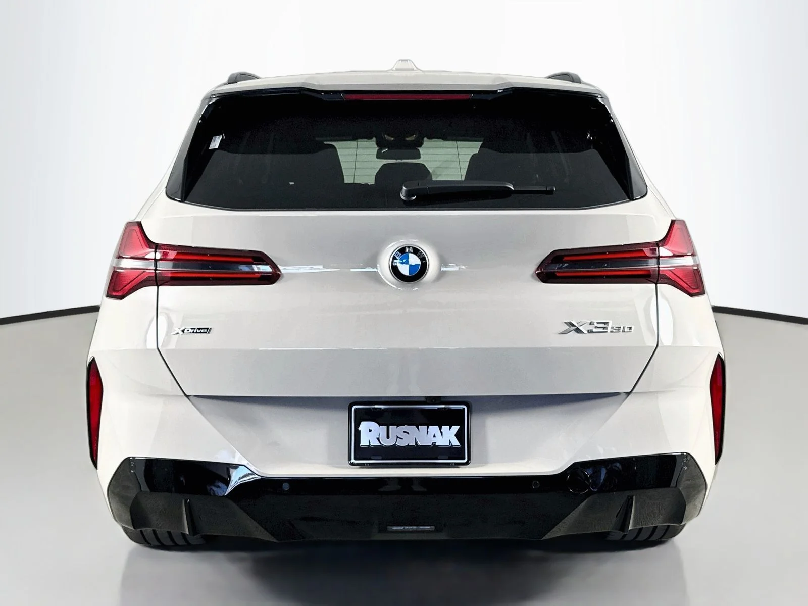New 2026 Dune Grey Metallic BMW 30 xDrive image 6